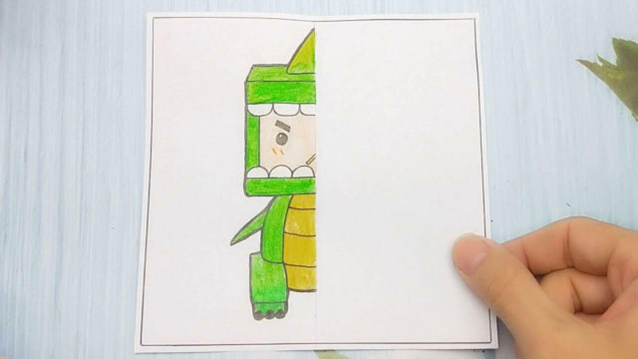 用一张纸手绘迷你世界迷斯拉,一半恐龙一半机器人,会是啥样?