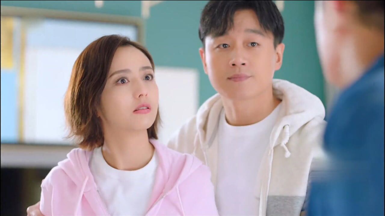 关震雷对父母出言不逊关雨晴一气之下打了关震雷一耳光关震雷负气而走