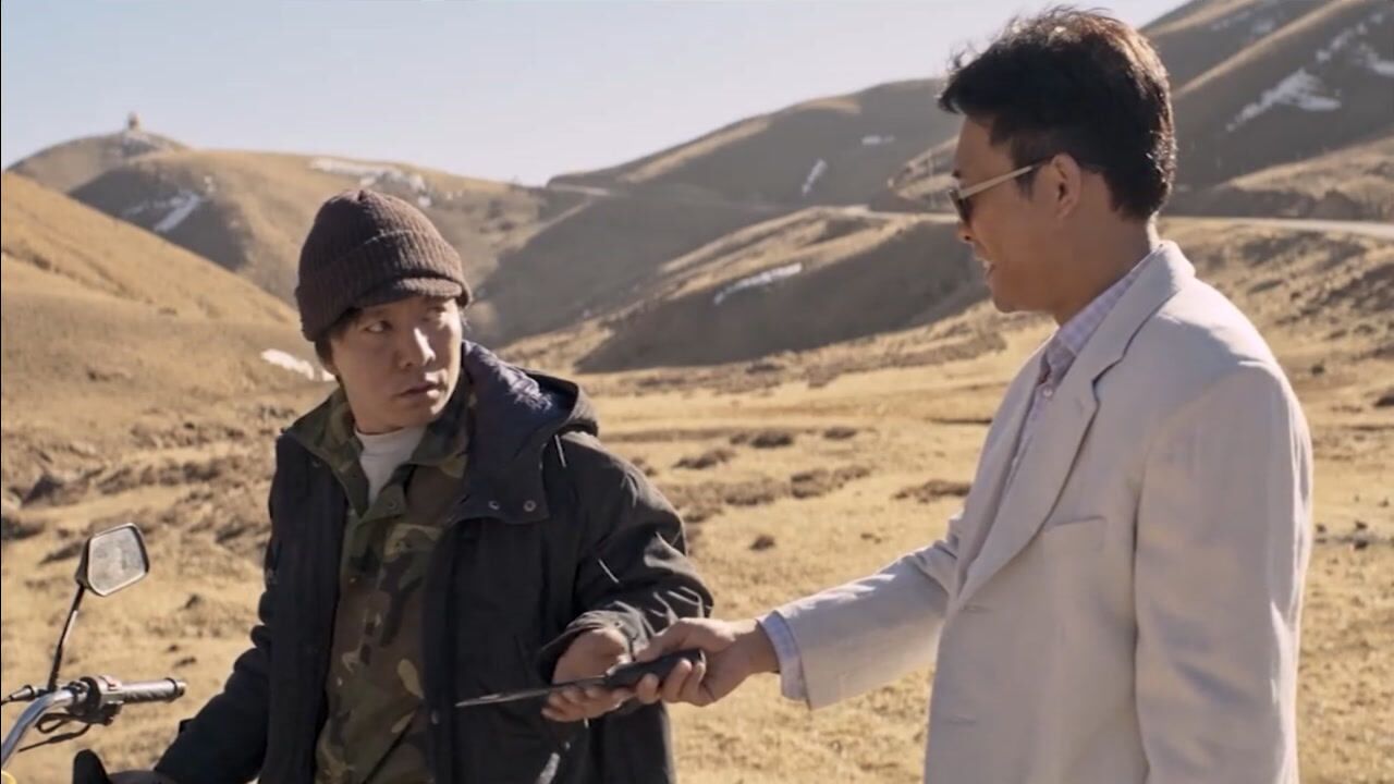 追凶者也猫哥太傻了小伙亮出刀了他都没有防范之心最后被害死了