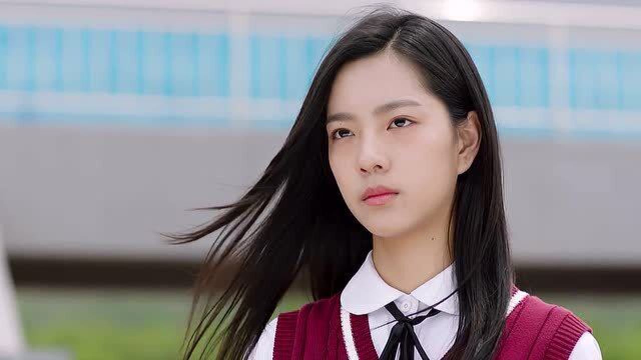 我的刺猬女孩:01女主霸气出场,拯救懦弱的男生