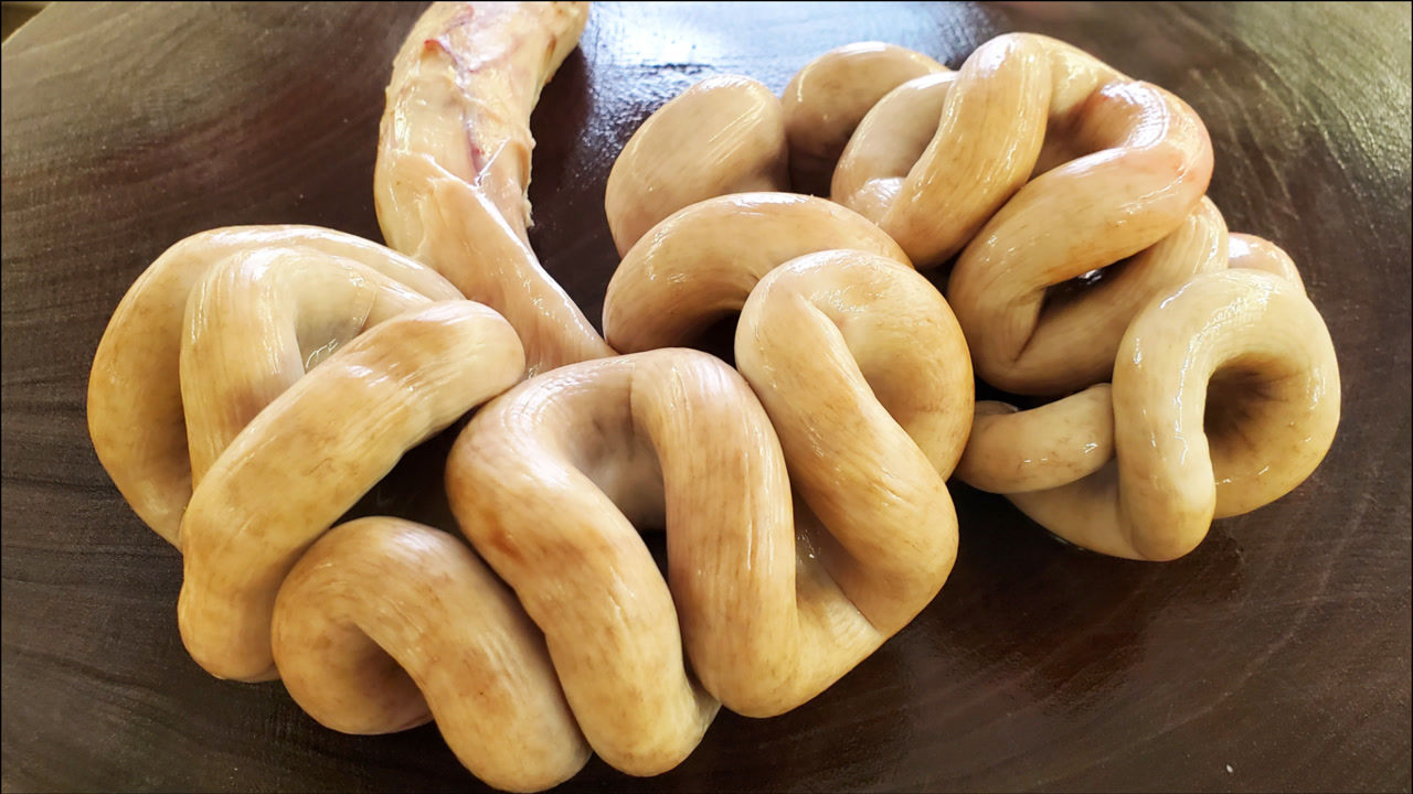 猪内脏还是花肠最好吃,这样炒出来,吃着比大肠香比猪肚还脆