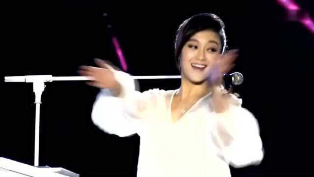 玖月奇迹现场精彩演绎歌曲串烧,歌声豪迈霸气