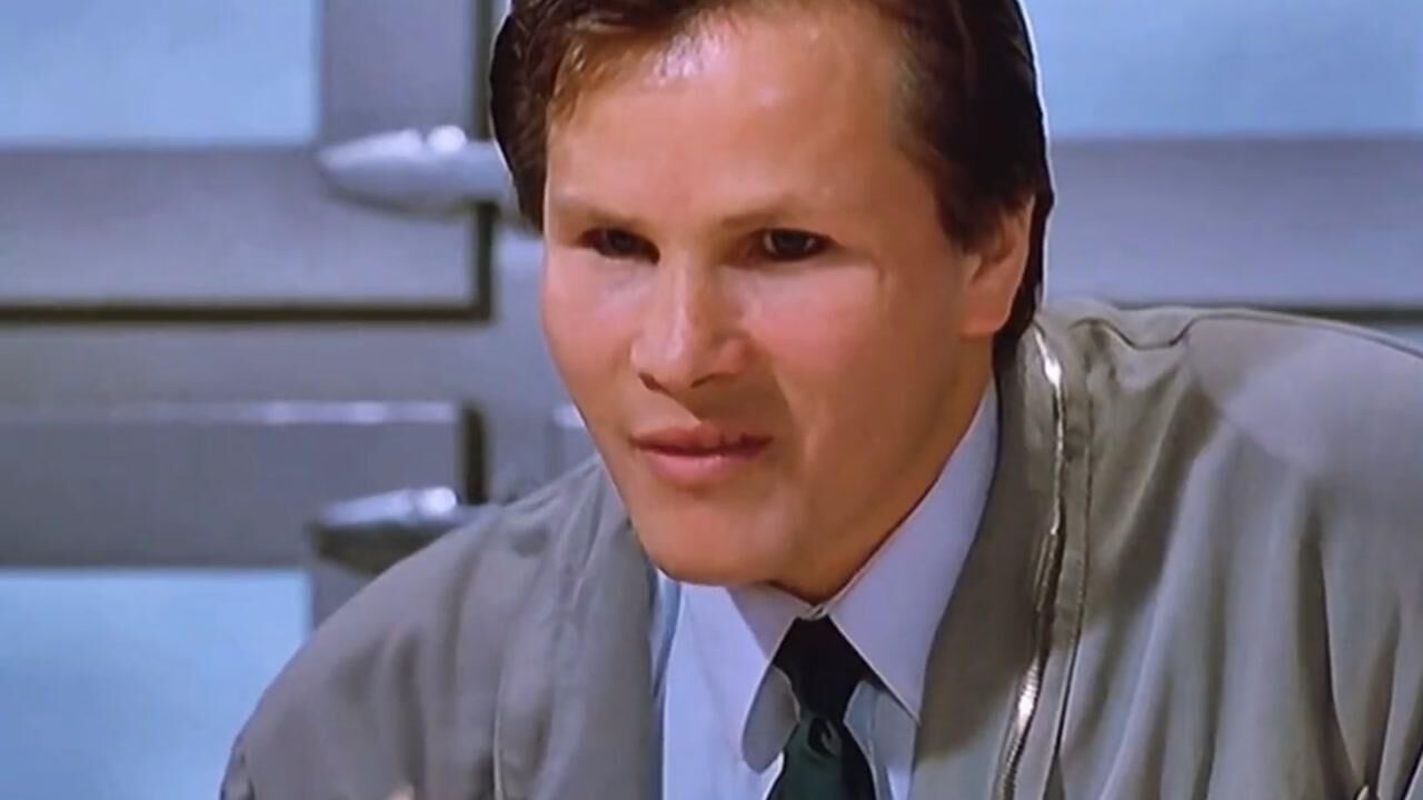 宾尼尤奎德兹wka的轻量级冠军尚格云顿的师傅周比利的指导老师_腾讯