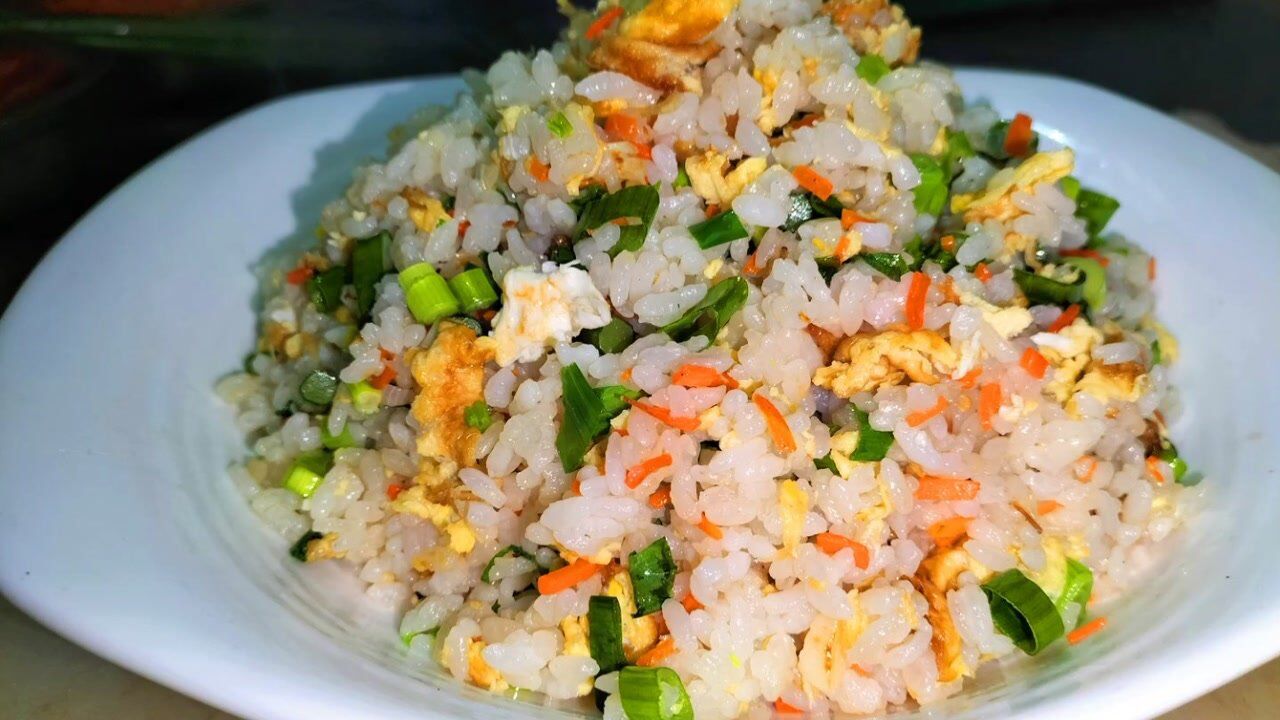 蛋炒米,家常饭,简单做,味超赞