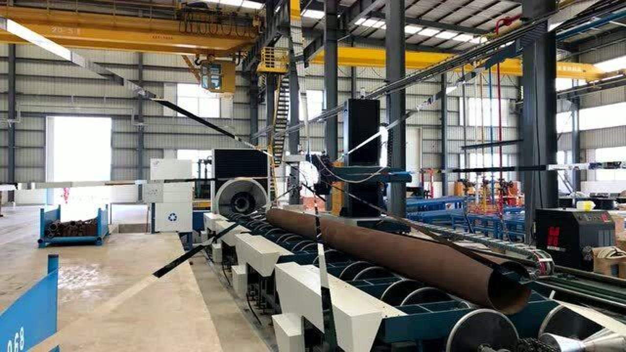 自动化的滚床式相贯线切割机组装,让我们近距离看一下吧