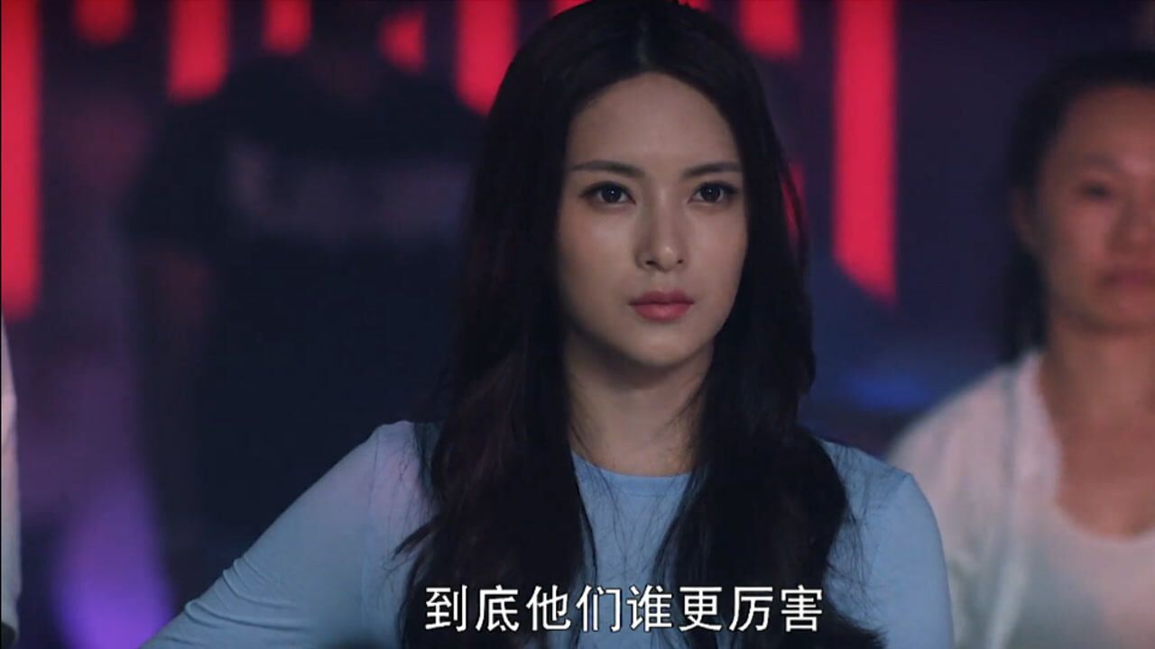 你好安怡思家在格斗场碰见被欺负的叶坤忍无可忍霸气出手救出叶坤