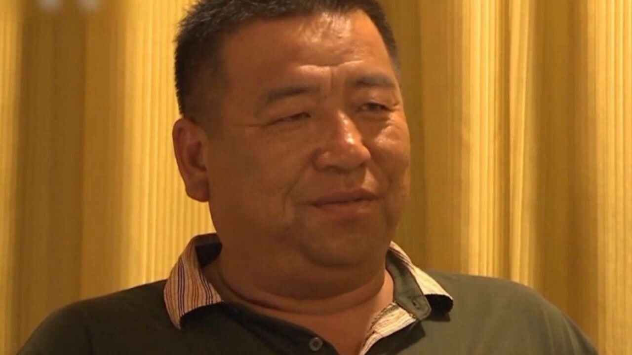 寻找亲生儿子十多年，家人再次看到希望，太不容易了_高清