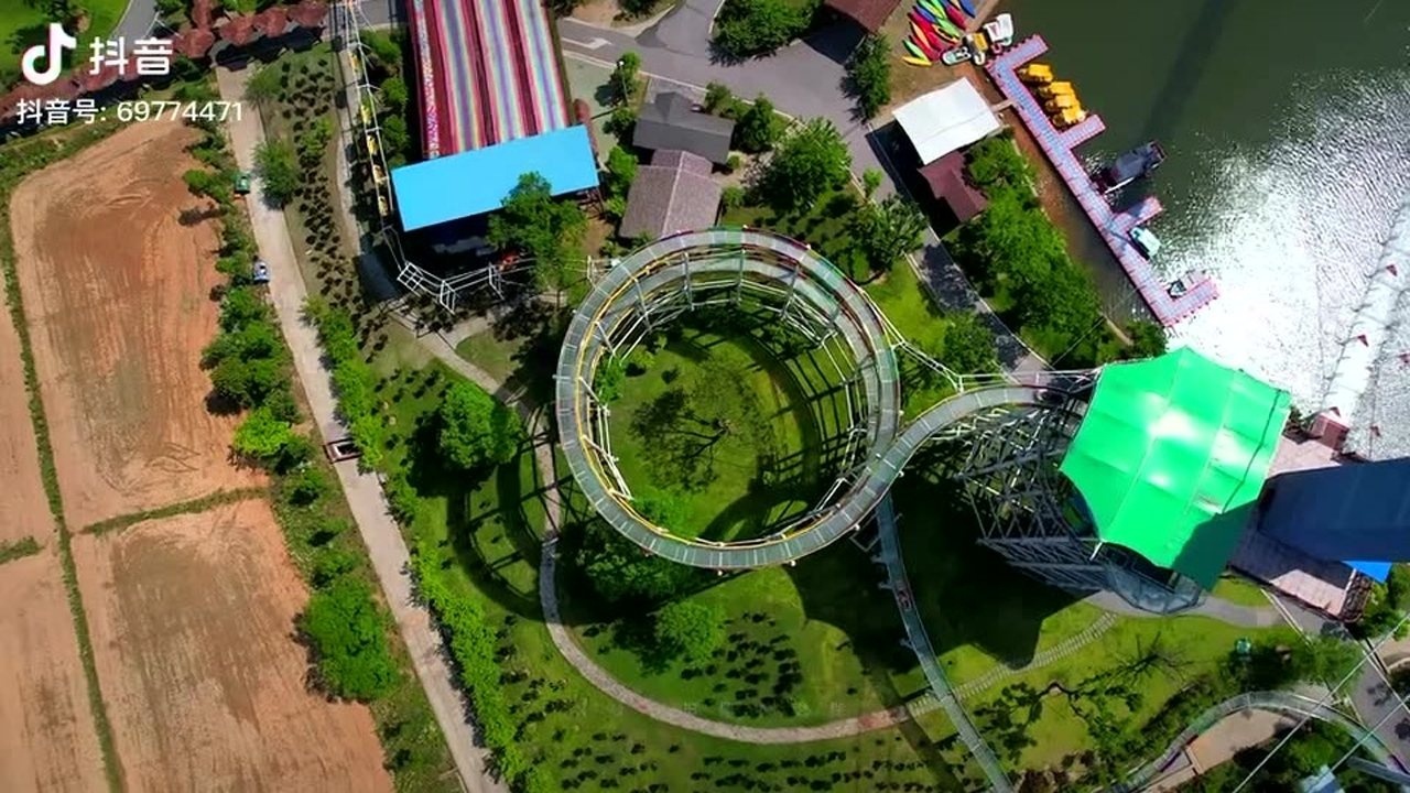 木兰花乡荧光旋转玻璃漂流