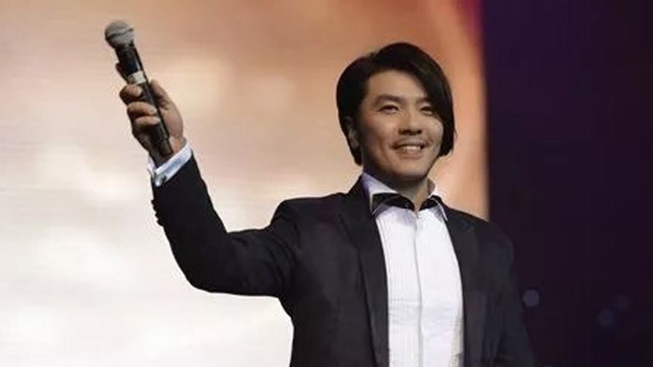 阿杜深情演唱《离别》伤感的歌声,让人听了一遍又一遍!_高清1080P在线观看平台_腾讯视频