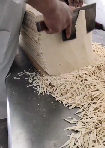 甘肃武威特色,转百刀拌面#传统美食