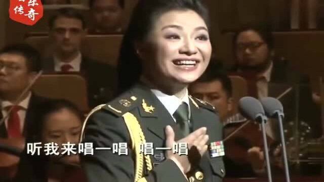 两大军花实力演唱《南泥湾》谁才是真正总政歌舞团台柱子,好听