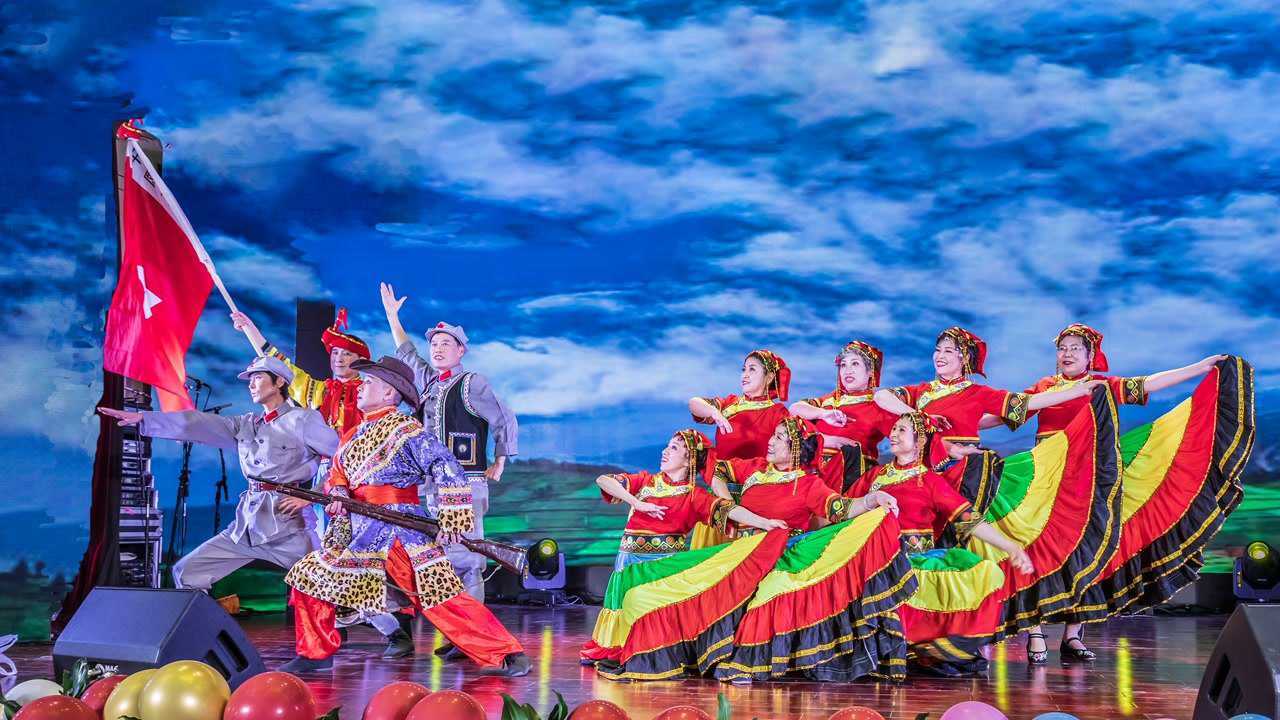 2019年12月北京医院迎新年联谊会-《五彩云霞》