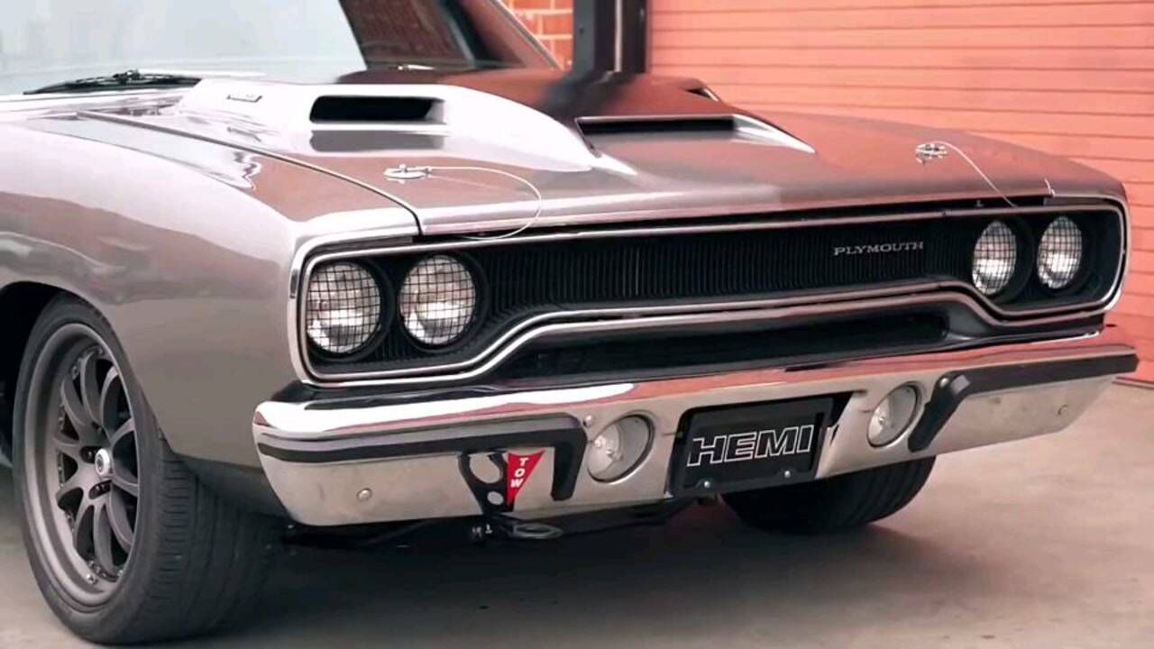 普利茅斯roadrunner,道奇的兄弟品牌,肌肉车.