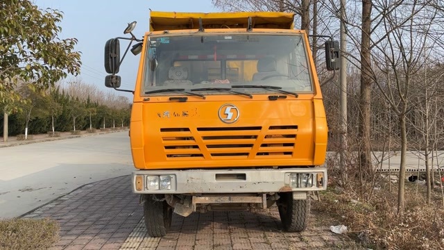 陕汽新奥龙310马力后双桥自卸车