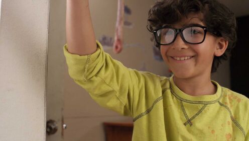 《血湖》可爱的小鳗鱼成精了,竟把人类当成口粮,还侵占人类城市