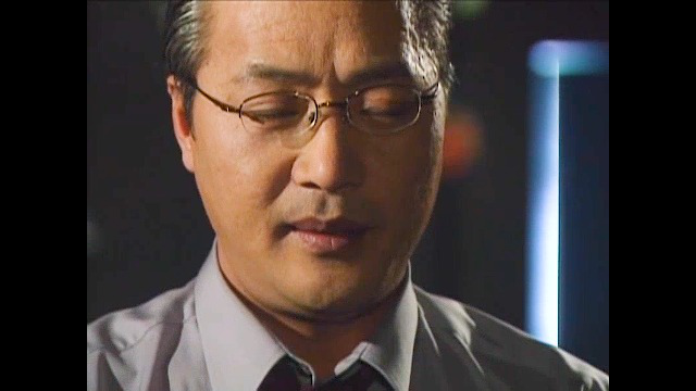 中年大叔遇上正直年轻的女孩#蓝雾 #蓝雾韩剧解说 #好剧推荐