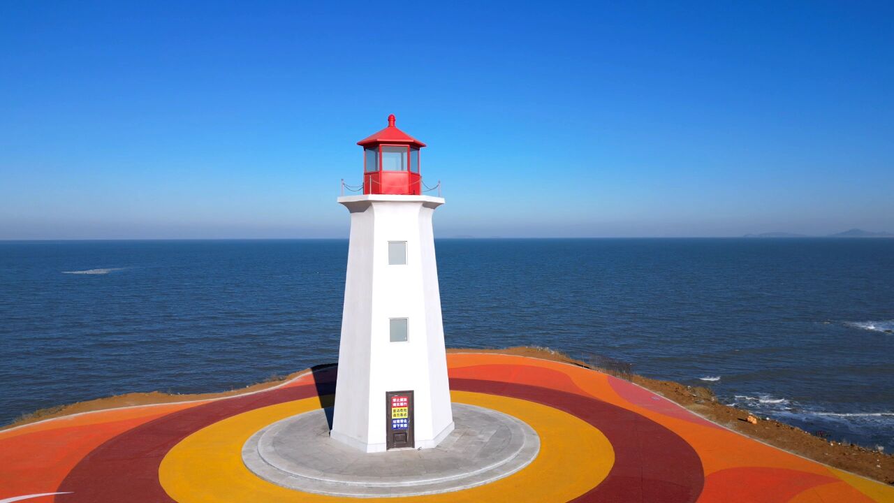 航拍大连新晋网红打卡地,羊圈子灯塔