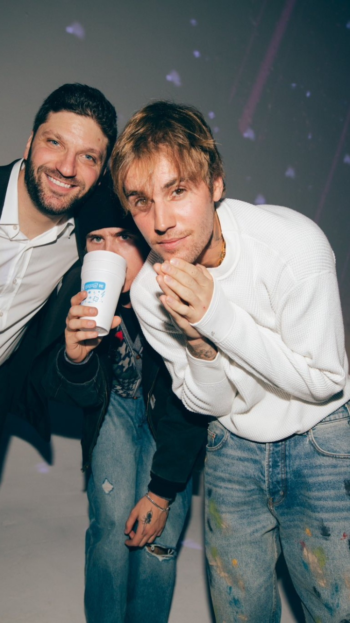 【中字】久违的现场!贾斯汀比伯演唱热单《stay》