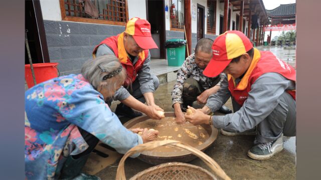 石门县供电公司:剩头山上月团圆