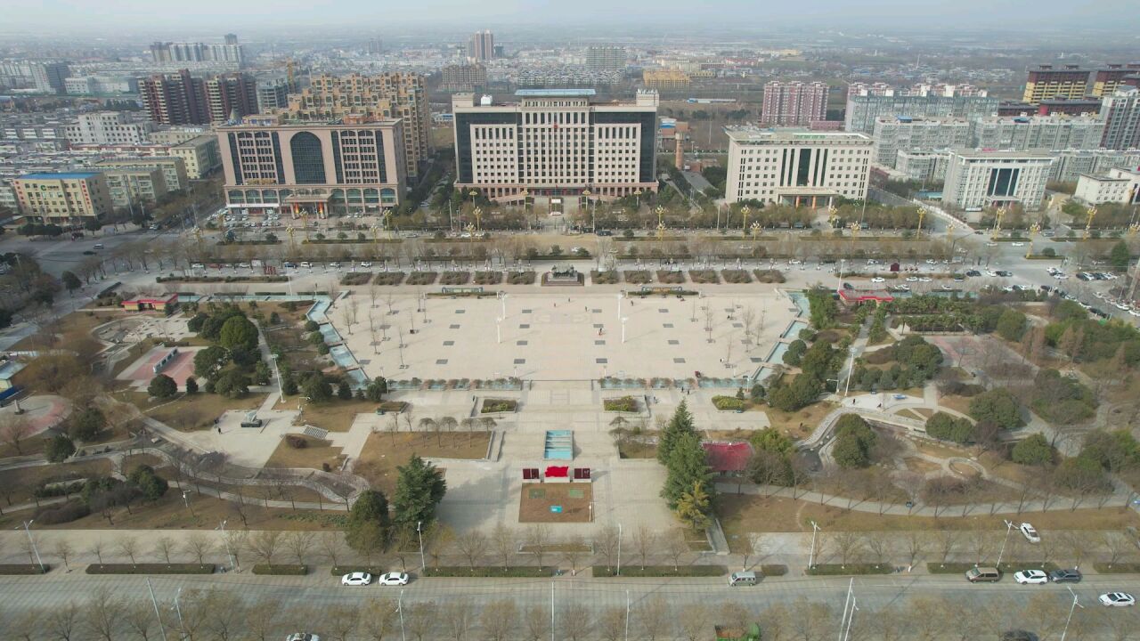 航拍陕西渭南华州区华州区政务广场美景