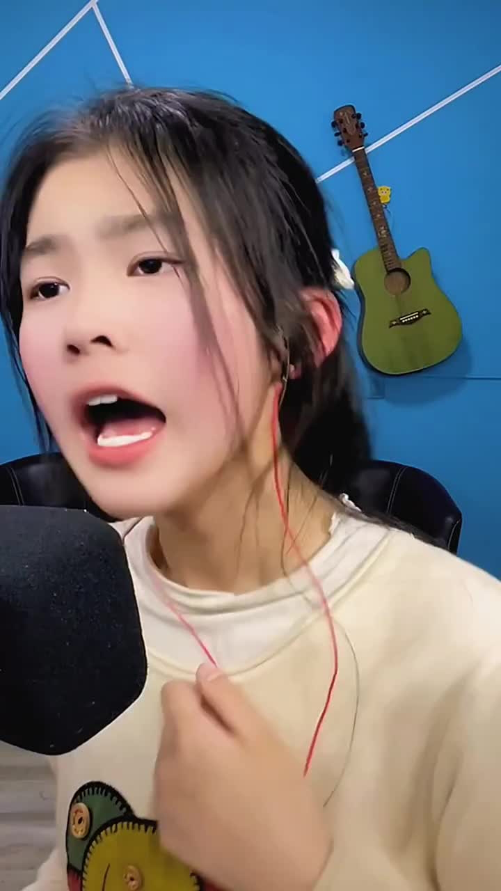 《早安隆回》雨儿翻唱 雨儿爱唱歌 小雨同学24 小雨baba 热点 音乐