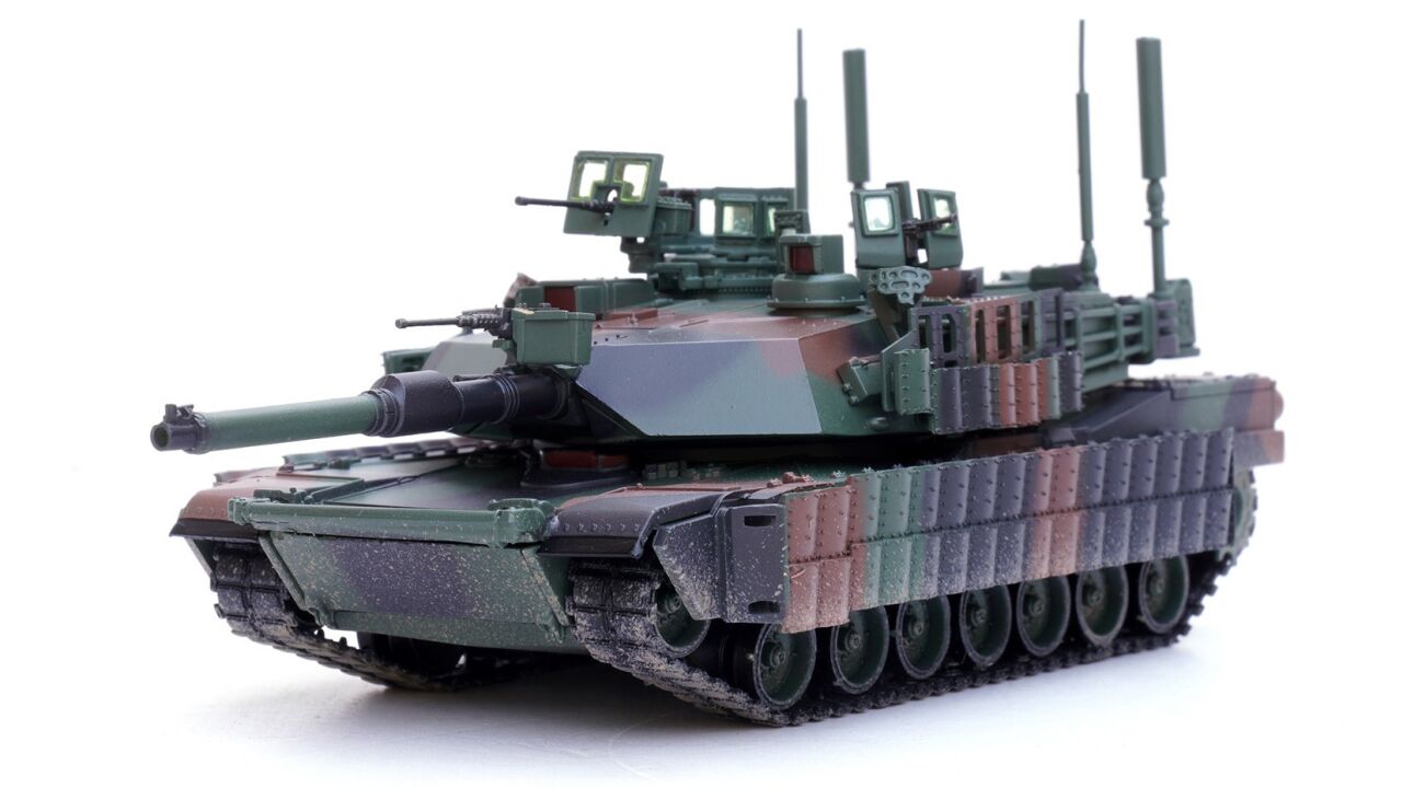 瓦片护体!铁流1/72美军m1a2 tusk ii坦克合金成品模型开箱测评