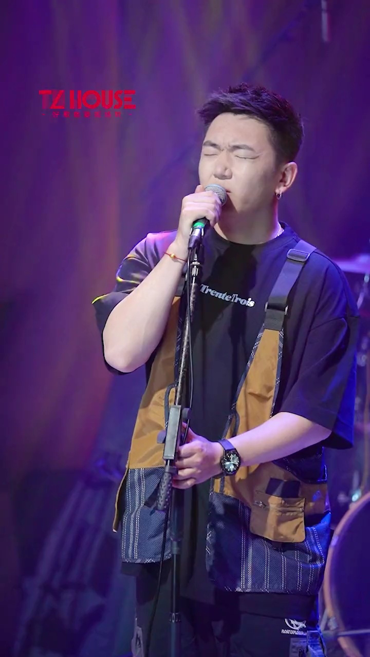 感情是扯不开的一团线 越纠缠就越心乱#tzhouse#音乐现场#炙热计划