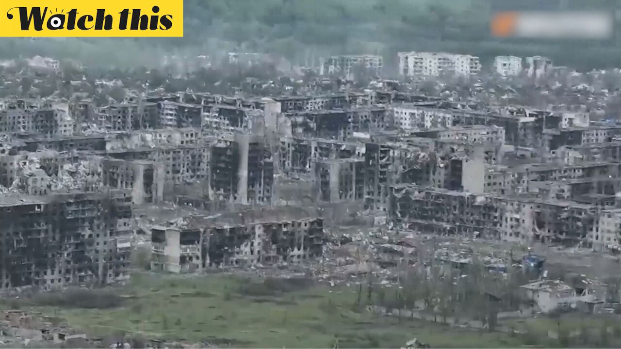 顿涅茨克民兵部队实地拍摄巴赫穆特现状:城市成废墟 建筑千疮百孔