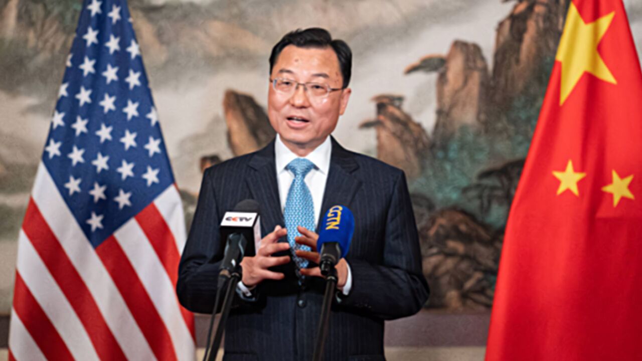 谢锋大使在中国驻美使馆向媒体发表讲话:全世界都在看着我们