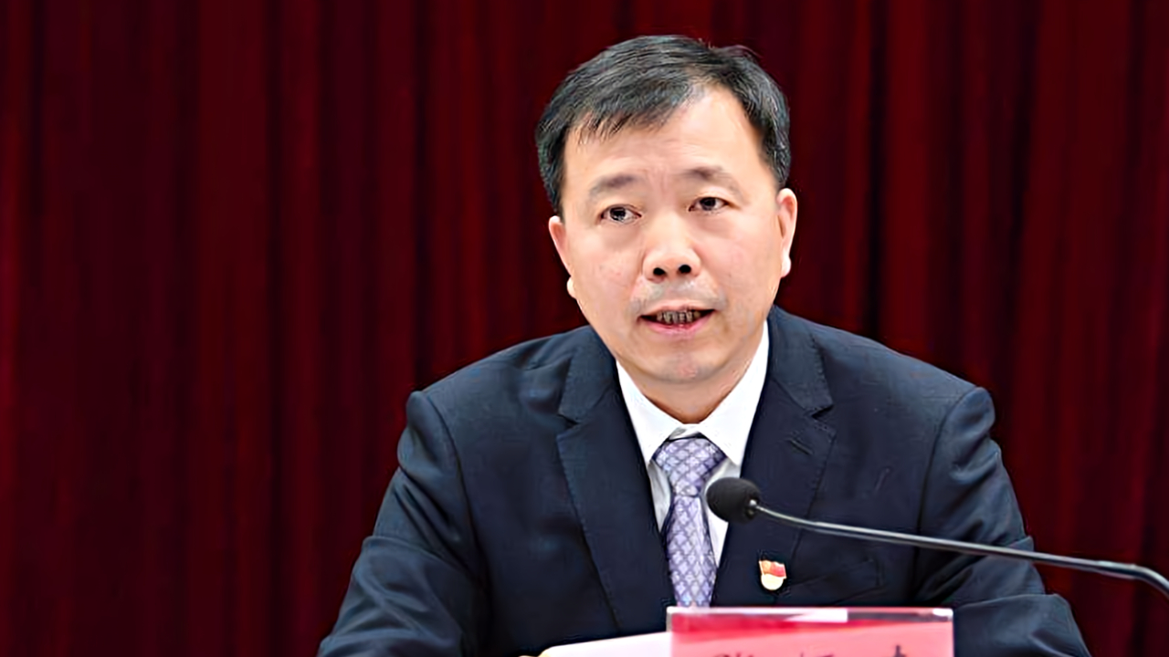 张振丰任温州市委书记,曾被授予"全国优秀县委书记"