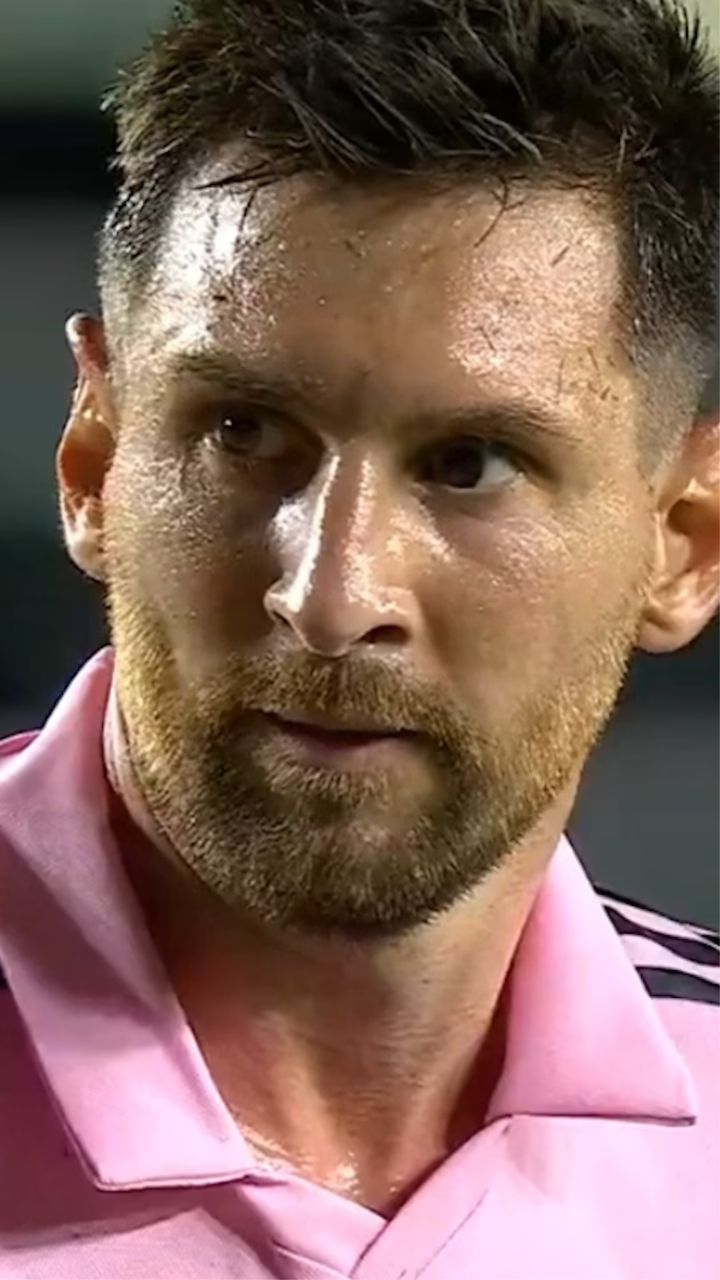 球王驾到!梅西迈阿密国际首秀任意球绝杀