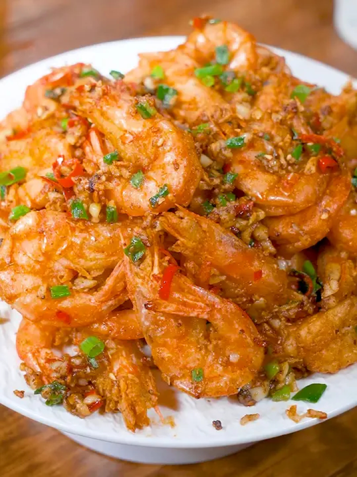 原来椒盐虾是这样做的,#在家做美食 #美食 #好吃到停不下来 #大虾 #小