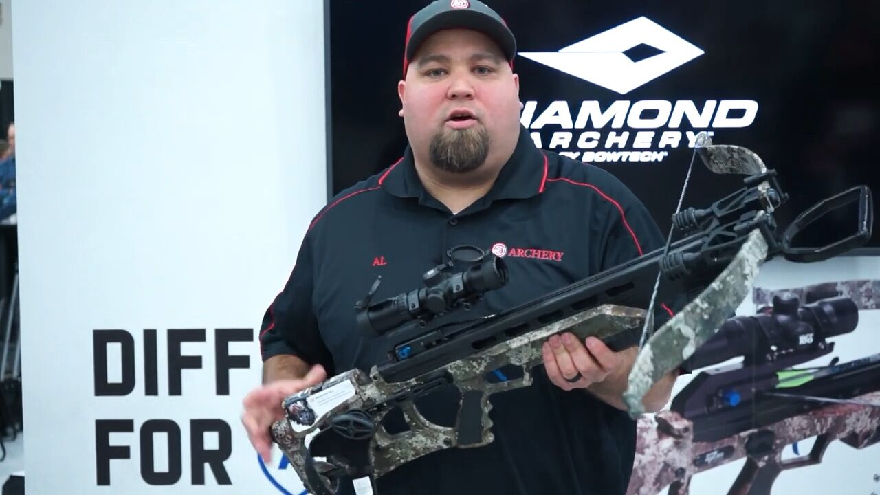 国外十字弩合法拍摄反曲阿斯顿硬汉350野马340折叠黑风t2升级版黑风t3