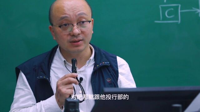 首席执行官(CEO)几乎都是干财务或者销售出身的吗?