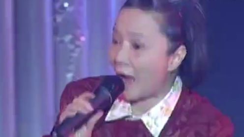蔡明演唱《超人马大姐》主题歌，歌曲很现实，唱的就是生活