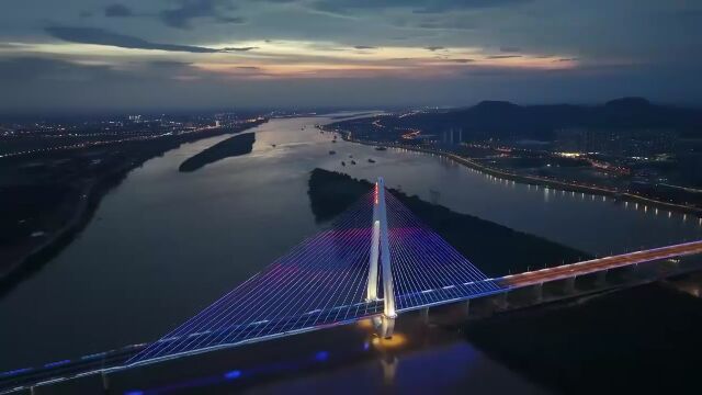"一滴水"变成了一座桥!长沙香炉洲大桥正式通车