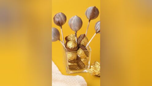 创意甜品diy:制作创意巧克力棒棒糖!