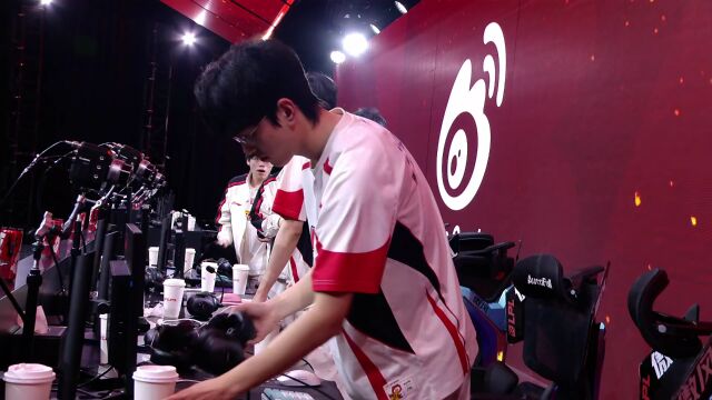 LPL第一赛段 IG vs WBG_02