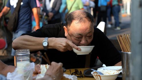 外地人的眼泪，北京人的标配！大兄嘚儿，干了这碗豆汁儿啊？
