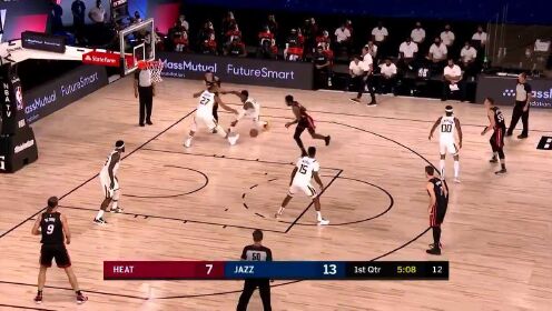 《NBA全场集锦》米切尔戈贝尔形成合围 希罗不紧不慢击地连线琼斯单臂劈扣