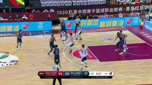 《CBA全场集锦》篮板爆炸呀！李盛东机智抢板砸给哈达迪转身后仰命中