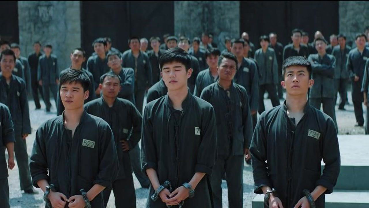 《远大前程双龙会》第1集03:霍震霄四人被送上法庭,最终被关进监狱