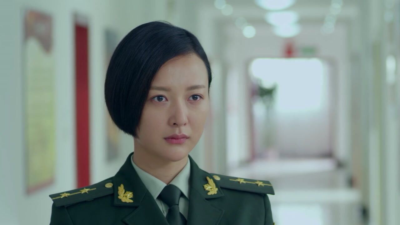 《火线出击(下)》第18集02:张梦一决定离开消防队,江涛听见后呆立办公