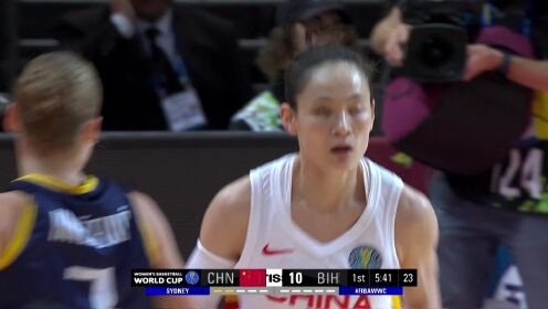 《中国女篮》远程攻击最为致命 李梦杨力维三分连珠炮摄夺回优势