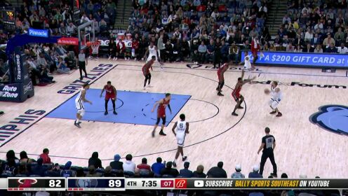《NBA全场集锦》打你个猝不及防！希罗抢断暴扣一气呵成