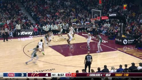 《NBA骑士》加兰大步流星漂移中投打进 艾维毫不示弱外线三分强势回应