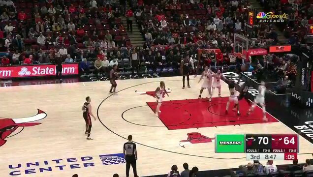  NBA常规赛：热火vs公牛第3节中文解说回放