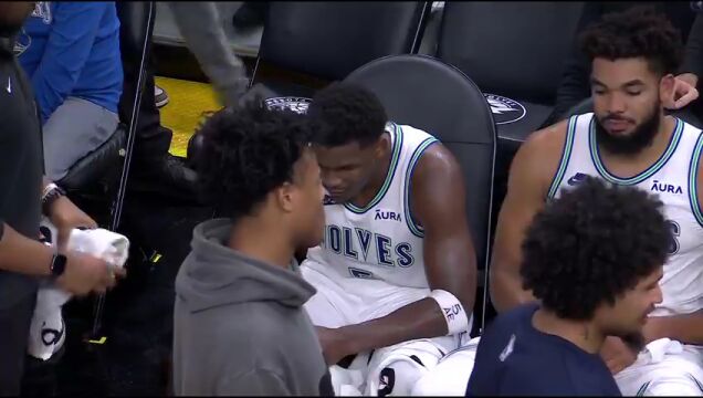 NBA常规赛：森林狼vs勇士第4节英文原声回放