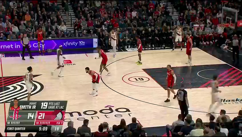 nba常规赛:火箭vs开拓者第1节英文原声回放