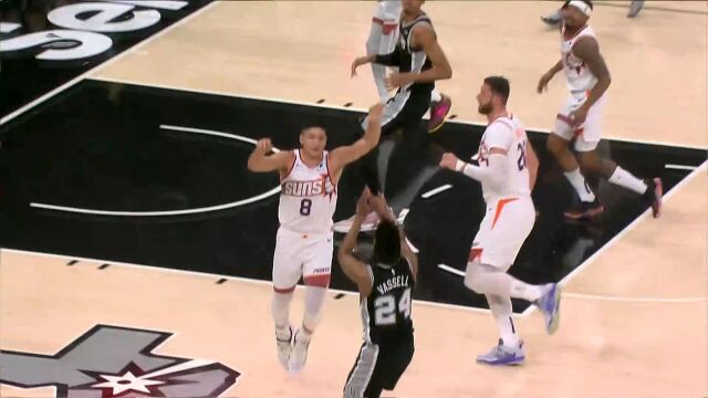 快下速度宛如后卫！文班导演反击暴扣